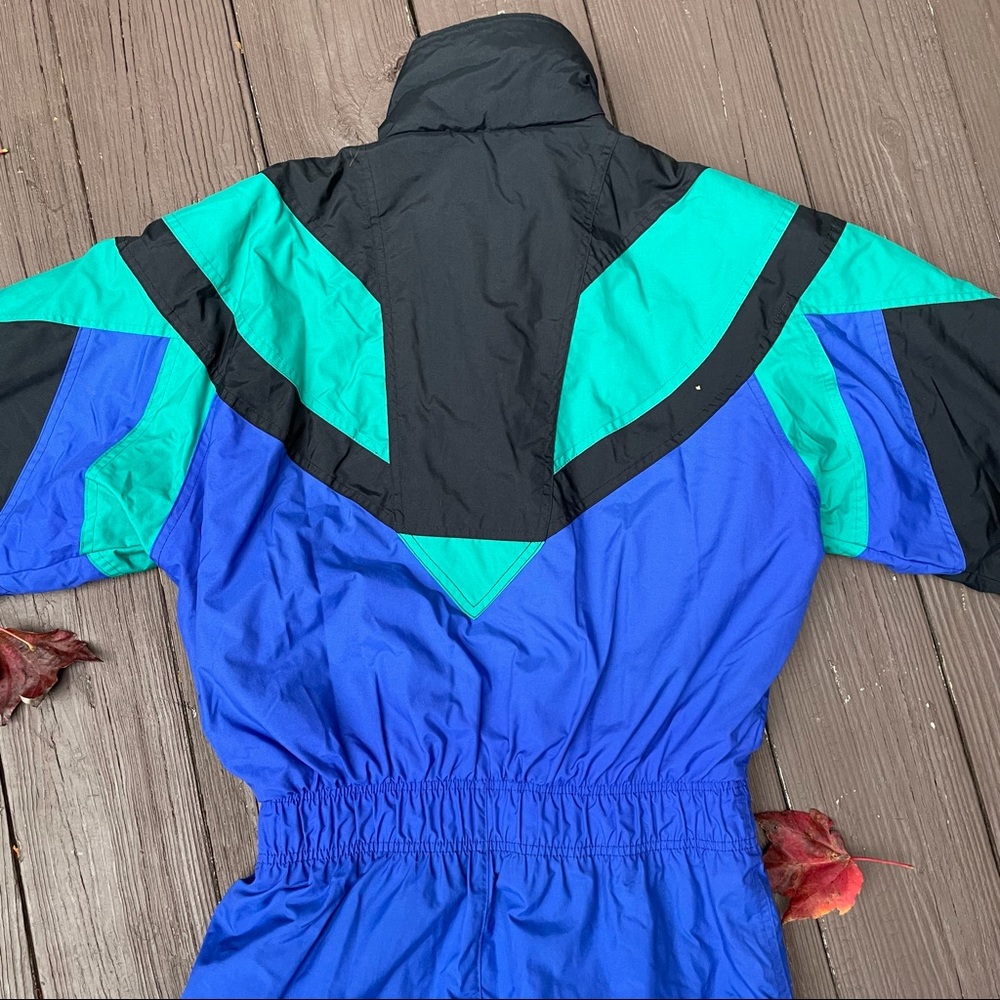 Women’s Blue & Green Retro Ski & Snowboard Suit - Picture 6 of 8